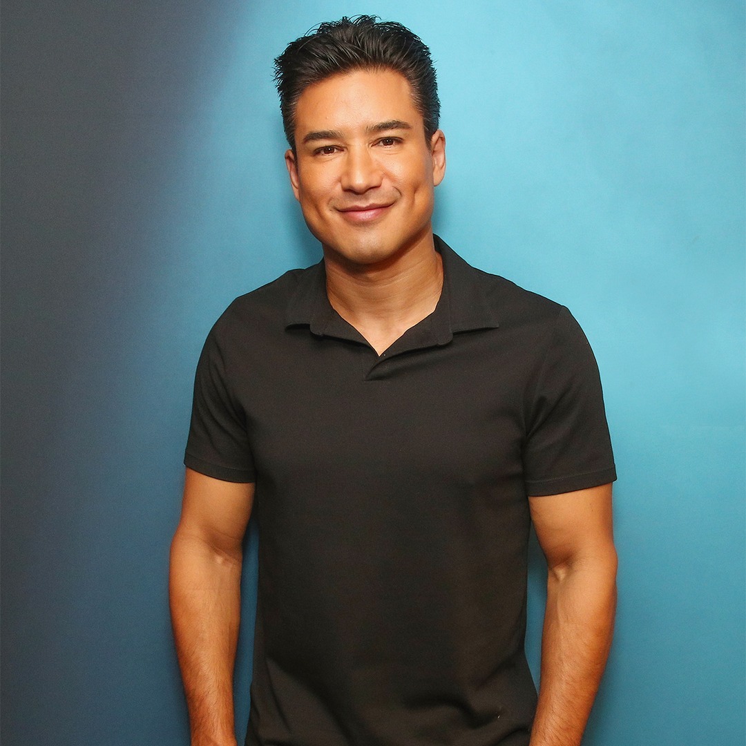 Mario Lopez Teases Save By the Bell Easter Eggs in Reboot - E! Online - CA
